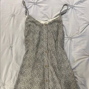 Stylish Flowy Dress with a Slit